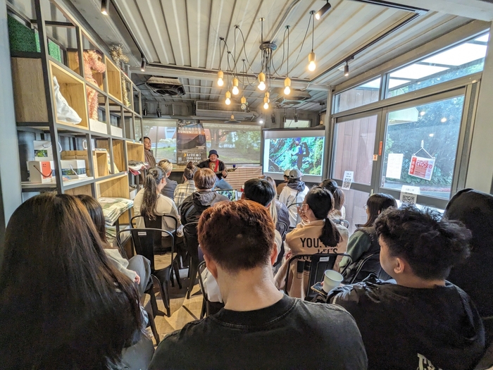【112-2】0321原住民族學生座談會：馬詠恩–布農族獵人用音樂說Bunun的故事分享會圖片