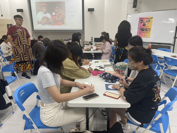 【112-1】1109 Aitenga天愛花布工作室分享暨手作體驗圖片