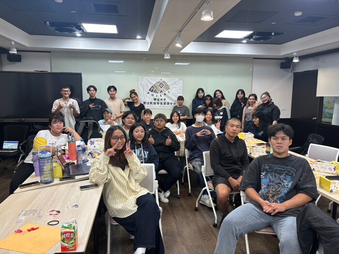 【113-1】1113多元講座-泰雅族傳統脖鍊工作坊圖片